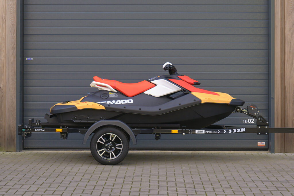 Sea-Doo Spark 2up 60 waterscooter bij BOWT Watersport in Burgum