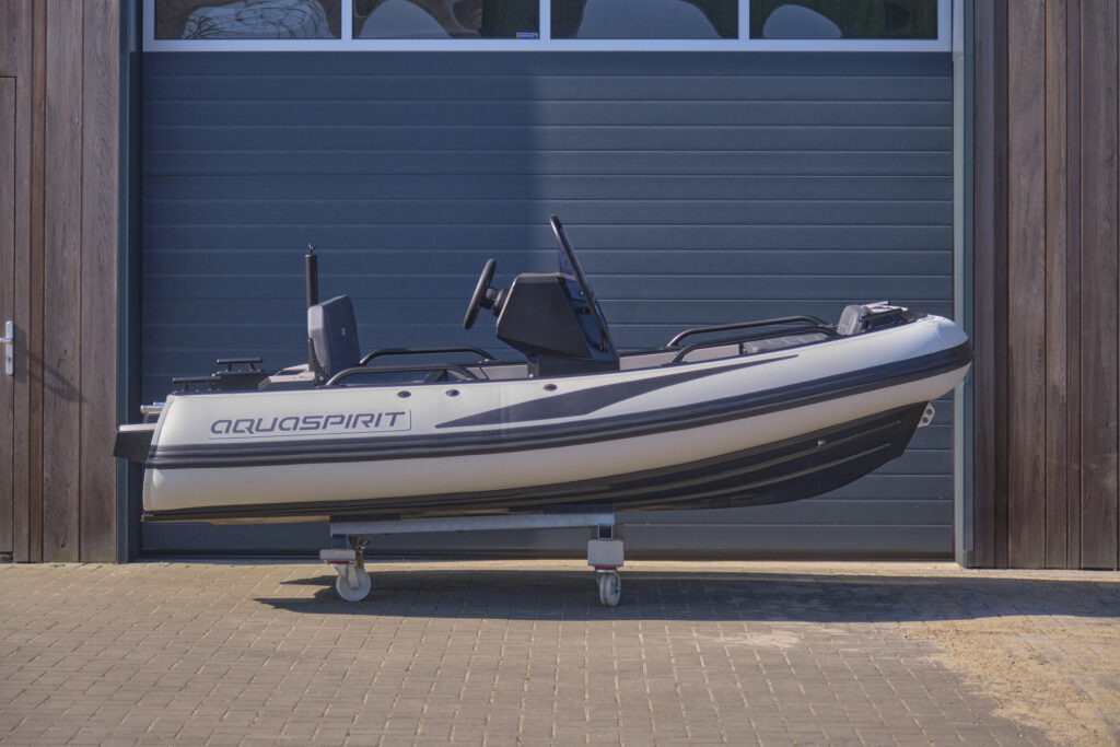 AQUASPIRIT S370 aluminium RIB/Tender bij BOWT Watersport