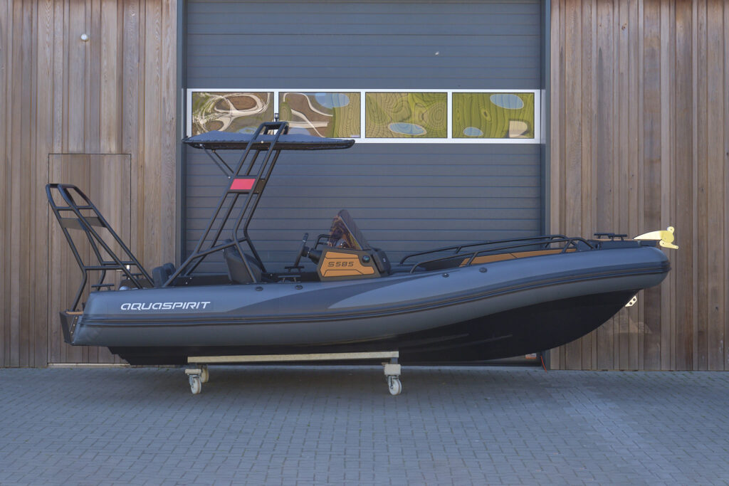 AQUASPIRIT S585DC Dual Console aluminium RIB/rubberboot bij BOWT Watersport