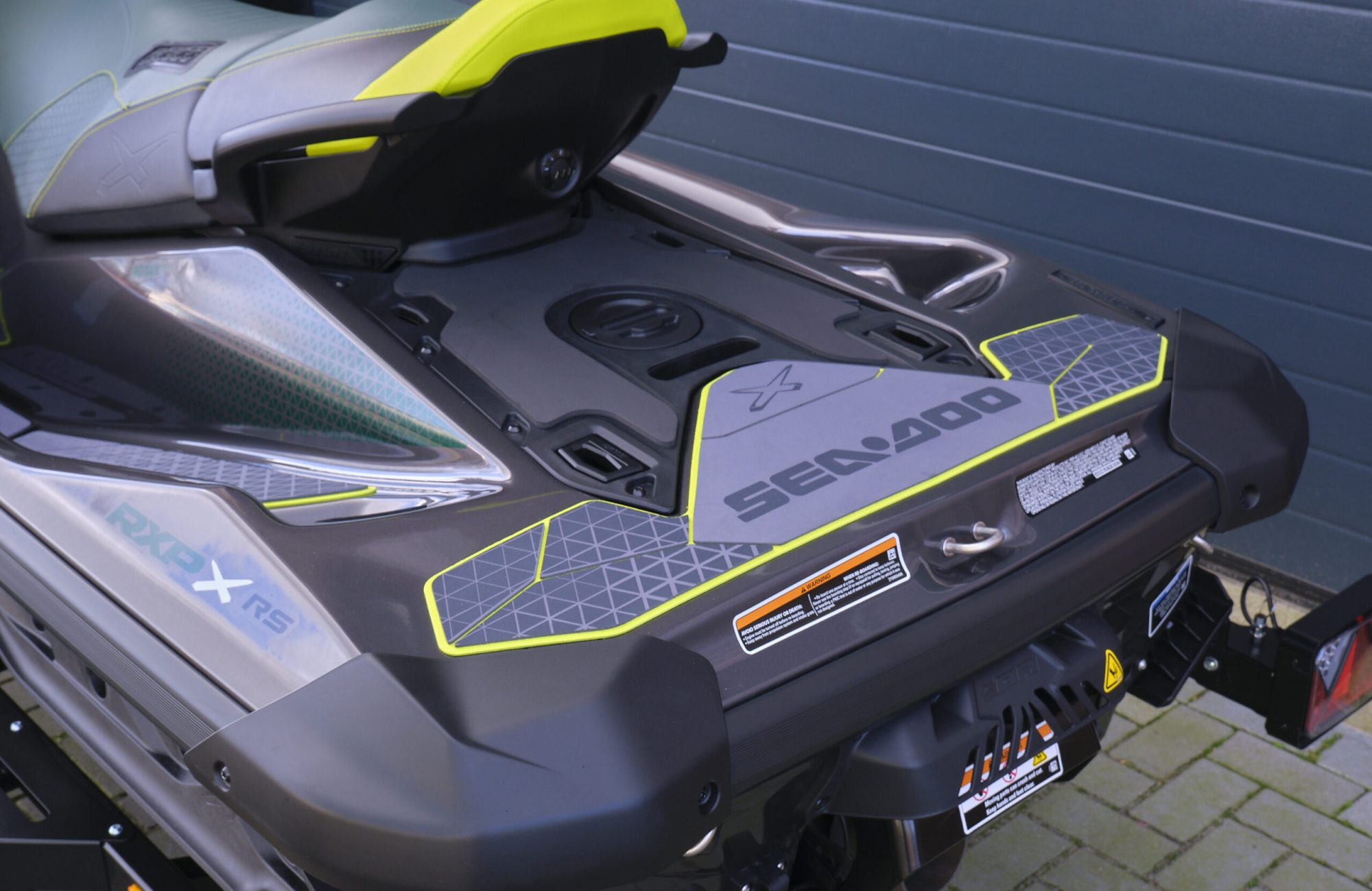 Sea-Doo RXP-X RS Apex 300 uit 2023 in Racing Green