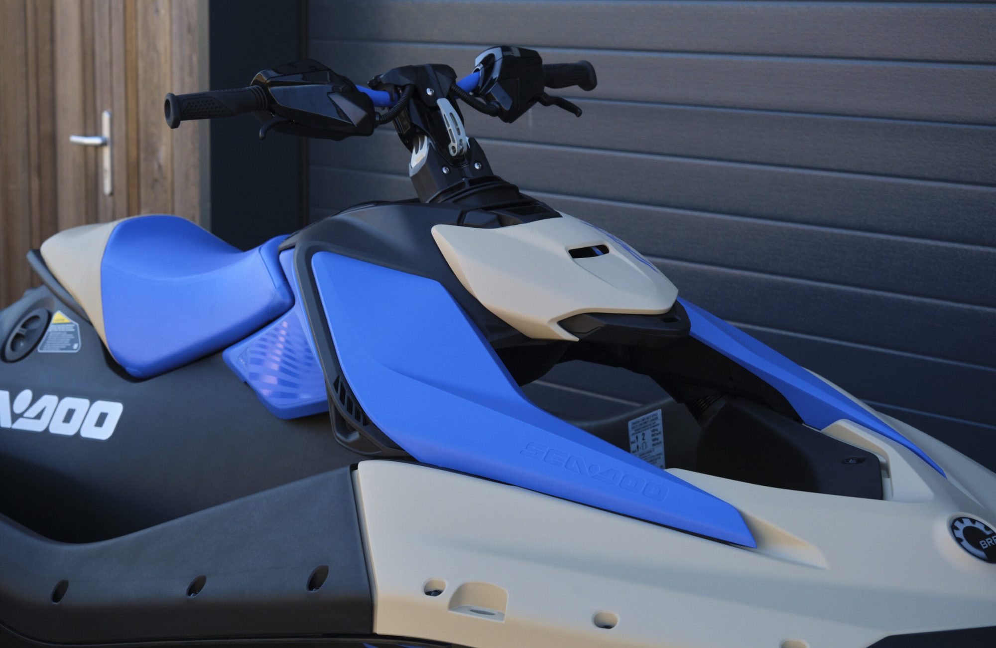 Sea-Doo Spark Trixx 1up 90 (Sand/Dazzling Blue) MY2025 te koop bij de officiele dealer BOWT Watersport